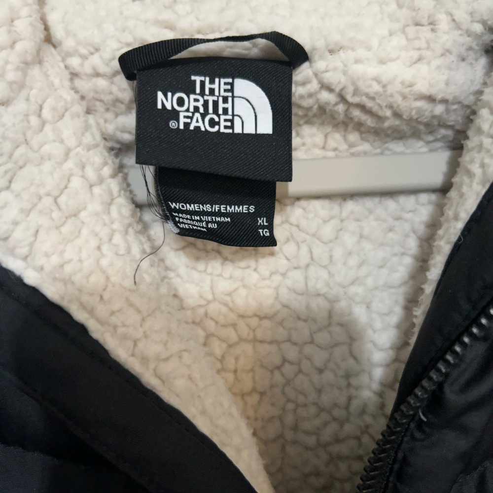 Women’s Puffer Jacket